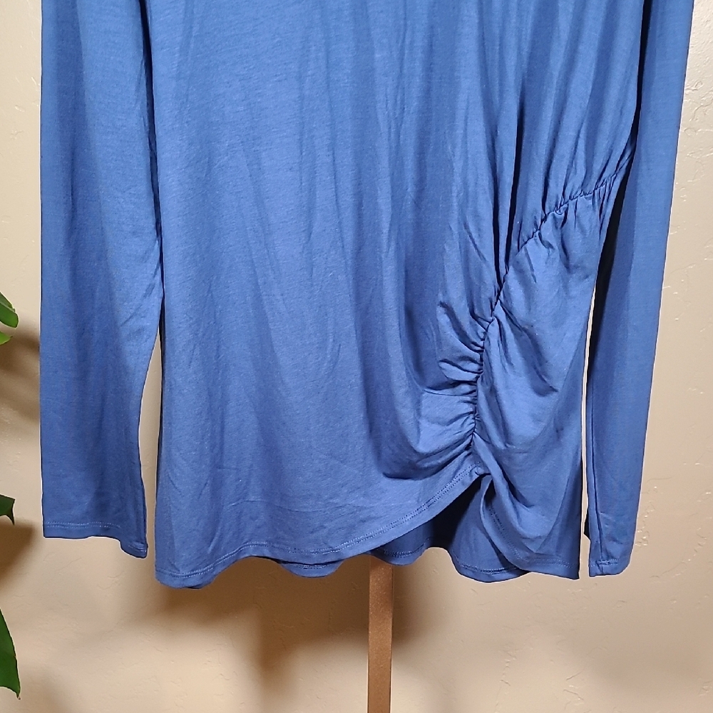 Time and Tru Blue Ruched Long Sleeve Blouse - Picture 5 of 9